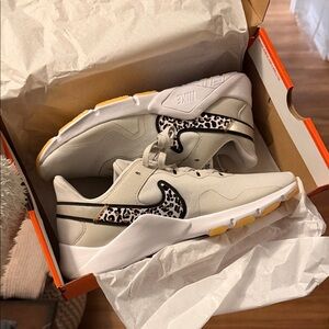 Nike Women's Sneakers with Leopard Accents - White and Tan